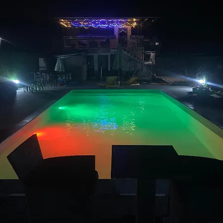 Dutaka Boutique With Pool Villa Polje Ostruznica